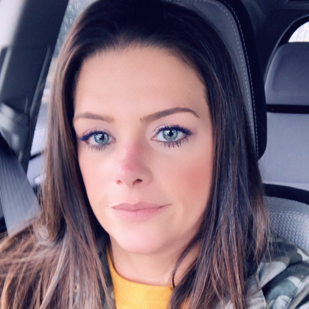 Meet your Posher, Mandy